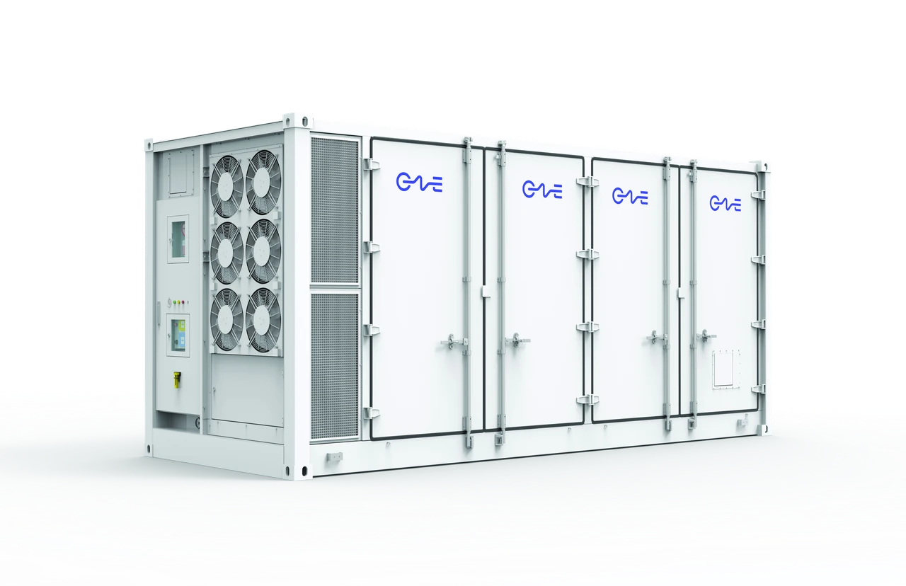 STAR-X All-in-One Batteriecontainer mit integriertem PCS und seitlicher Lüftersektion